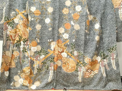 平和屋着物●豪華振袖 駒刺繍 糸巻き吉祥枝垂れ花蝶文 たたき染め 黒地 金彩 正絹 逸品 CABC6404yc