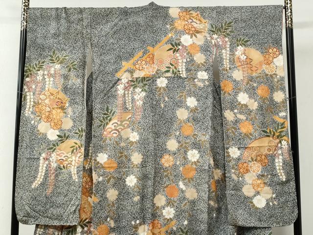 平和屋着物●豪華振袖 駒刺繍 糸巻き吉祥枝垂れ花蝶文 たたき染め 黒地 金彩 正絹 逸品 CABC6404yc