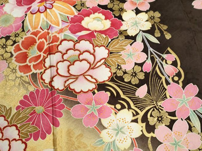 平和屋着物●豪華振袖 牡丹花蝶文 暈し染め 金彩 正絹 逸品 CABC6468yc