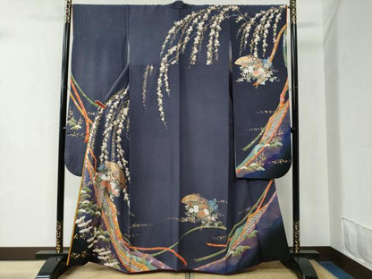 平和屋着物●ブライダルファッションデザイナー・桂由美 振袖 十二単風 鬘帯檜扇飛鶴花松文 金彩 正絹 逸品 CABC6475yc