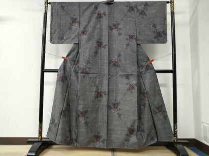 平和屋着物●本場大島紬 9マルキ 雲取り枝花文 正絹 逸品 未使用 CABC6499yc