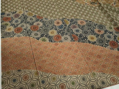 平和屋着物●訪問着 作家物 型染め 遠州椿 吉祥菊唐草文 鬼しぼ縮緬 正絹 逸品 CABC6513yc