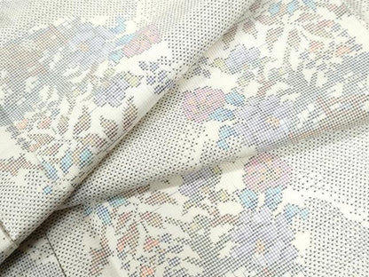 平和屋着物●本場大島紬 白大島 9マルキ 草花文 正絹 逸品 CABC6518yc