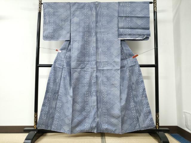 平和屋着物●本場染大島紬　七宝吉祥文　反端付き　正絹　逸品　未使用　CABC6525yc