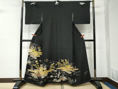 平和屋着物●豪華黒留袖　刺繍　霞浜松帆船花文　金糸　正絹　逸品　未使用　CABC6526yc