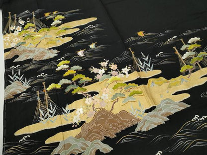 平和屋着物●豪華黒留袖　刺繍　霞浜松帆船花文　金糸　正絹　逸品　未使用　CABC6526yc