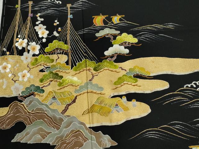 平和屋着物●豪華黒留袖　刺繍　霞浜松帆船花文　金糸　正絹　逸品　未使用　CABC6526yc