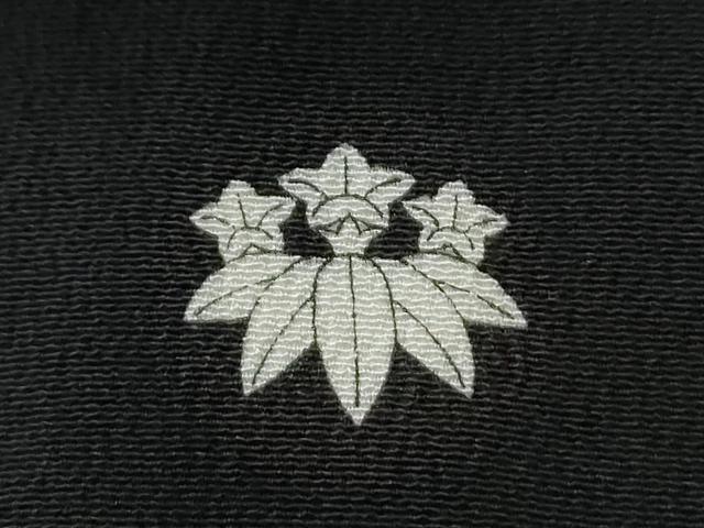 平和屋着物●豪華黒留袖　刺繍　霞浜松帆船花文　金糸　正絹　逸品　未使用　CABC6526yc