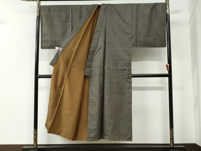 平和屋着物●男性 本場大島紬 アンサンブル 100亀甲 総詰め 羽裏：鷹 キングサイズ 正絹 逸品 未使用 CABC6549yc