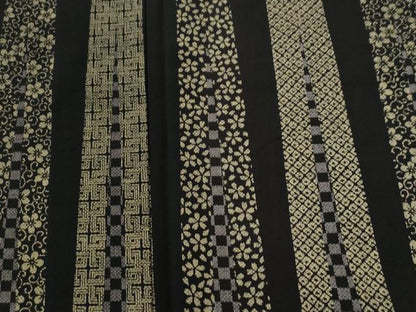 平和屋着物●京の名工　雛屋友禅　稲垣智司　訪問着　市松花唐草文　黒地　正絹　逸品　CABC6576yc
