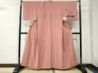 平和屋着物●上質な色無地　草木染　堅牢染　紅梅色　反端付き　正絹　逸品　未使用　CABC6588yc