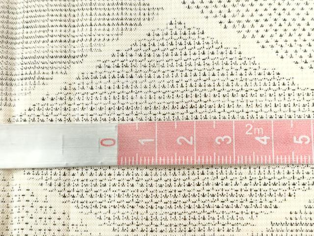 平和屋着物●本場大島紬　白大島　9マルキ　160亀甲　菱吉祥文　正絹　逸品　CABC6620yc