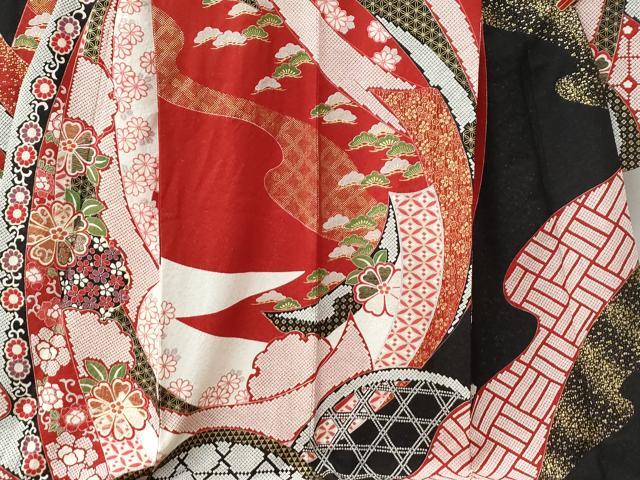 平和屋着物●豪華振袖　駒刺繍　絞り　熨斗籬花唐草文　黒地　金通し地　やまと誂製　正絹　逸品　CABC6666yc