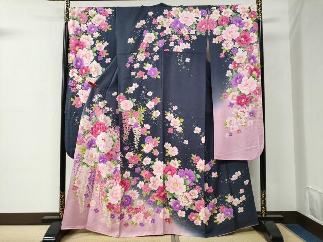 平和屋着物●豪華振袖　牡丹枝垂れ花文　ラメ糸　暈し染め　銀通し地　正絹　逸品　CABC6670yc