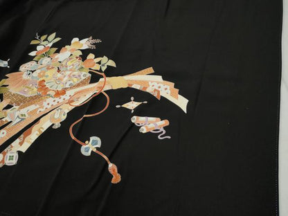平和屋着物●創業460年・千總　黒留袖　駒刺繍　束ね熨斗宝尽くし吉祥花文　金彩　正絹　逸品　未使用　CABC6679yc