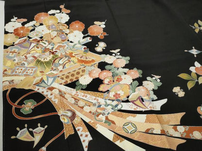 平和屋着物●創業460年・千總　黒留袖　駒刺繍　束ね熨斗宝尽くし吉祥花文　金彩　正絹　逸品　未使用　CABC6679yc