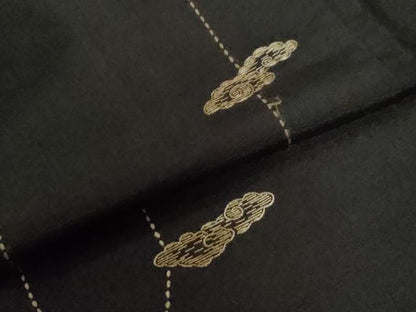 平和屋着物●上質な小紋　本場大島紬地　総刺繍　刺し子　エ霞雲取り文　正絹　逸品　CABC6685yc
