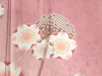 平和屋着物●豪華振袖　雪輪舞桜文　暈し染め　金彩　正絹　逸品　CABC6695yc