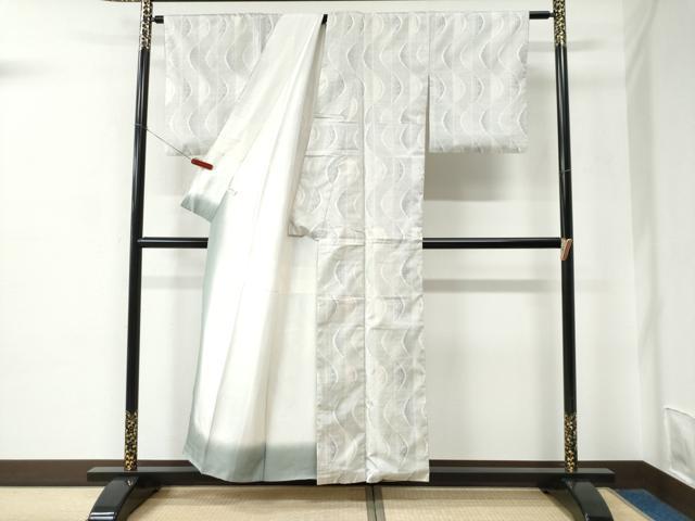 平和屋着物●本場大島紬　白大島　9マルキ　よろけ縞　吉祥文　正絹　逸品　CABC6713yc