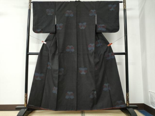 平和屋着物●本場結城紬　重要無形文化財　100亀甲　飛び亀甲柄　椿　正絹　逸品　未使用　CABC6747yc