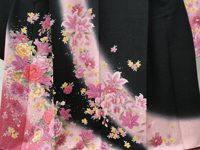 平和屋着物●豪華振袖　刺繍　牡丹花文　ラメ糸　黒地　銀彩　正絹　逸品　CABC6766yc