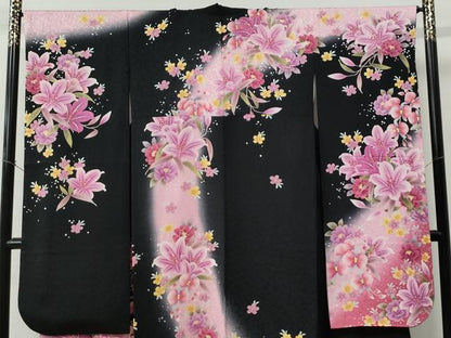 平和屋着物●豪華振袖　刺繍　牡丹花文　ラメ糸　黒地　銀彩　正絹　逸品　CABC6766yc