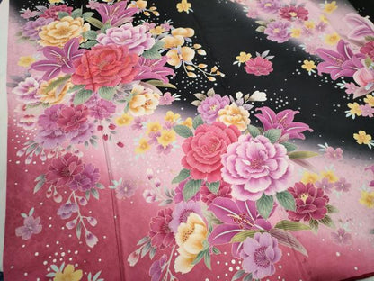 平和屋着物●豪華振袖　刺繍　牡丹花文　ラメ糸　黒地　銀彩　正絹　逸品　CABC6766yc