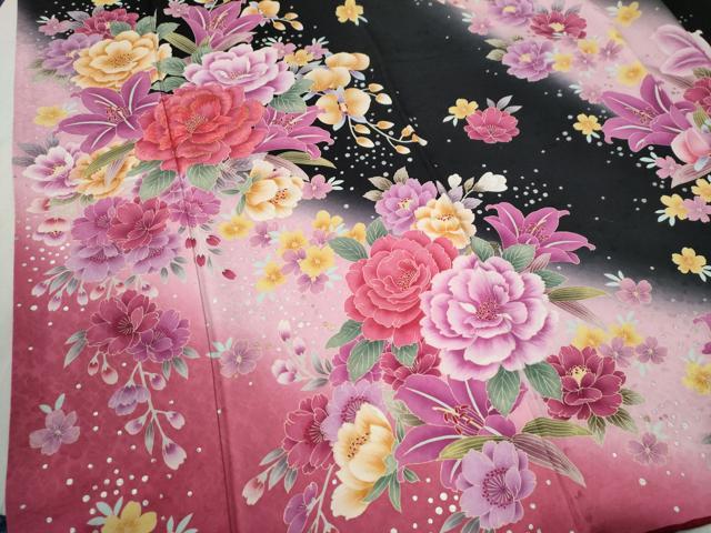 平和屋着物●豪華振袖　刺繍　牡丹花文　ラメ糸　黒地　銀彩　正絹　逸品　CABC6766yc