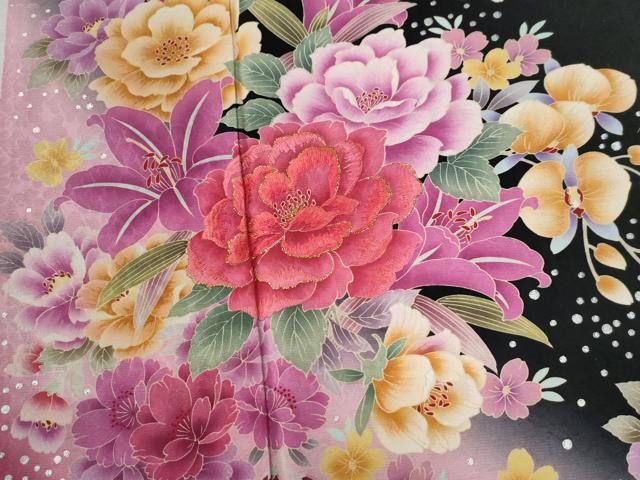 平和屋着物●豪華振袖　刺繍　牡丹花文　ラメ糸　黒地　銀彩　正絹　逸品　CABC6766yc