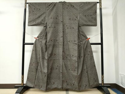 平和屋着物●本場大島紬　9マルキ　麻の葉文様　流水文　正絹　逸品　CABC6773yc