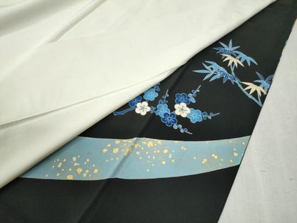 平和屋着物●人間国宝　五代　田畑喜八　黒留袖　駒刺繍　飛鶴松竹梅　金彩　正絹　逸品　CABC6779yc