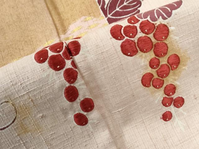 平和屋着物●訪問着　紬地　駒刺繍　色紙吉祥葡萄蔦の葉文　金彩　正絹　逸品　CABC6790yc