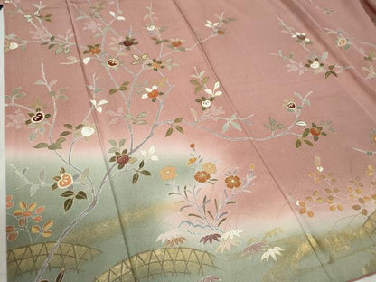 平和屋着物●訪問着　作家物　駒刺繍　枝橘笹花文　暈し染め　金彩　正絹　逸品　CABC6806yc