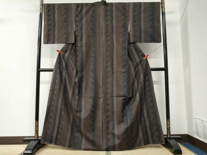 平和屋着物●上質な紬　枝蕾間道　正絹　逸品　未使用　CABC6808yc