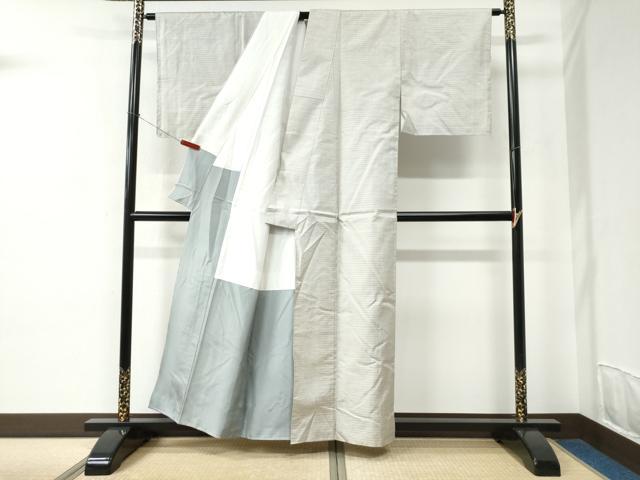 平和屋着物●本場大島紬　白大島　80亀甲　霞文　正絹　逸品　CABC6811yc