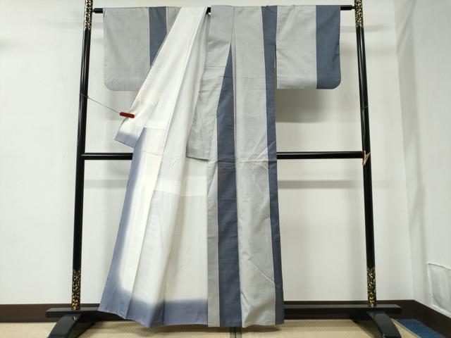 平和屋着物●本場大島紬　白大島　9マルキ　縞　正絹　逸品　CABC6815yc