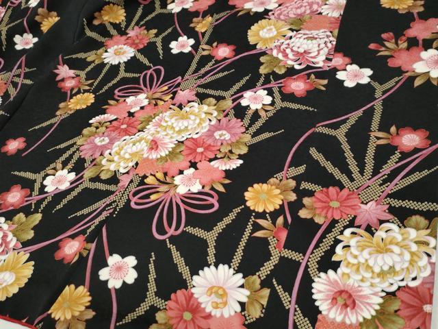 平和屋着物●豪華振袖　乱菊草花文　黒地　金彩　正絹　逸品　CABC6865yc