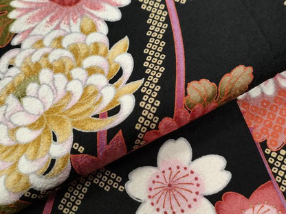 平和屋着物●豪華振袖　乱菊草花文　黒地　金彩　正絹　逸品　CABC6865yc