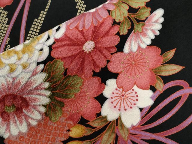 平和屋着物●豪華振袖　乱菊草花文　黒地　金彩　正絹　逸品　CABC6865yc