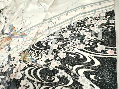 平和屋着物●豪華振袖　尾長鳥枝梅文　暈し染め　金彩　仮絵羽　逸品　未使用　CABC6866yc