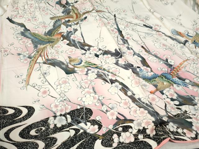 平和屋着物●豪華振袖　尾長鳥枝梅文　暈し染め　金彩　仮絵羽　逸品　未使用　CABC6866yc