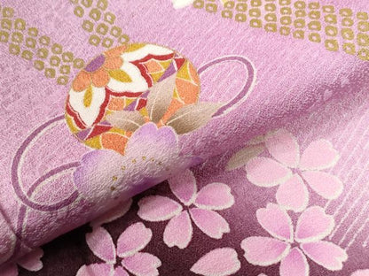 平和屋着物●豪華振袖　雪輪毬舞桜文　ラメ糸　暈し染め　金彩　正絹　逸品　CABC6869yc