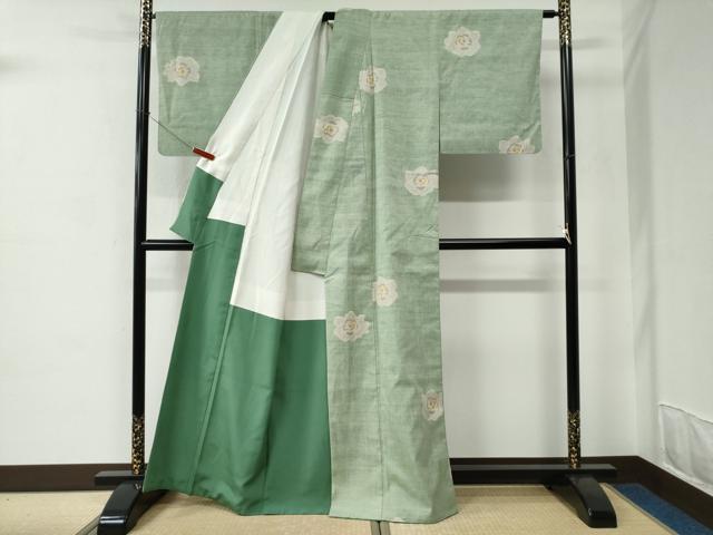 平和屋着物●本場結城紬　重要無形文化財　80亀甲　飛び亀甲柄　薔薇　正絹　逸品　CABC6873yc