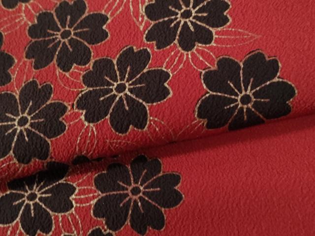 平和屋着物●小振袖　二尺袖　舞桜文　金彩　正絹　逸品　CABC6897yc