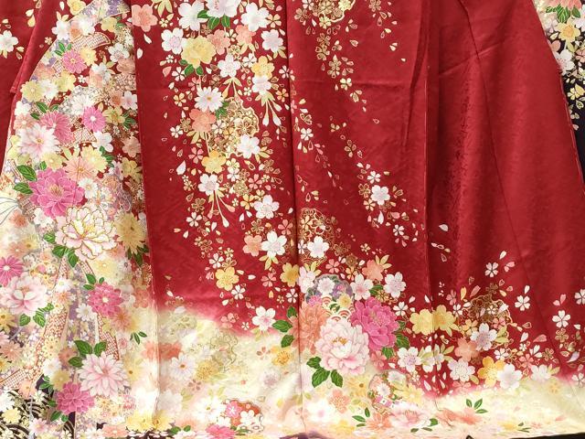 平和屋着物●豪華振袖　刺繍　束ね熨斗雪輪草花文　ラメ糸　暈し染め　金彩　仮絵羽　逸品　未使用　CABC6918yc