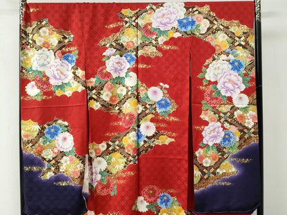 平和屋着物●豪華振袖　刺繍　天井牡丹花文　ラメ糸　暈し染め　金彩　仮絵羽　逸品　未使用　CABC6919yc