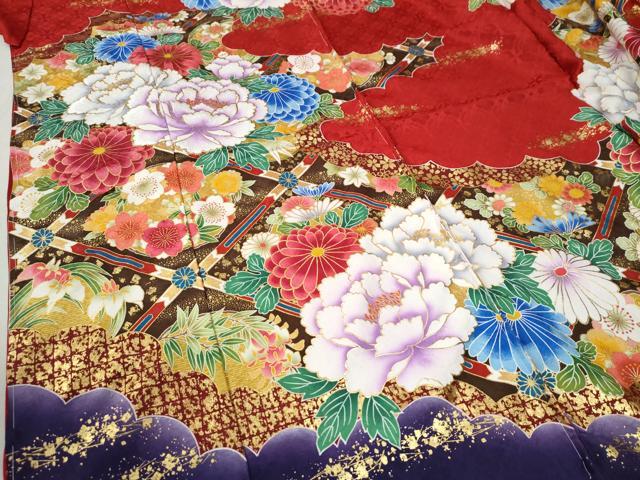 平和屋着物●豪華振袖　刺繍　天井牡丹花文　ラメ糸　暈し染め　金彩　仮絵羽　逸品　未使用　CABC6919yc