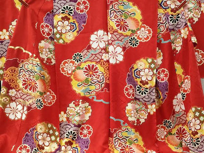平和屋着物●豪華振袖　駒刺繍　雪輪吉祥花文　金彩　仮絵羽　逸品　未使用　CABC6920yc