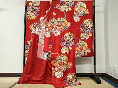 平和屋着物●豪華振袖　駒刺繍　雪輪吉祥花文　金彩　仮絵羽　逸品　未使用　CABC6920yc