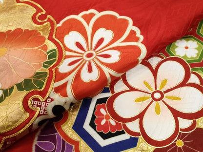 平和屋着物●豪華振袖　駒刺繍　雪輪吉祥花文　金彩　仮絵羽　逸品　未使用　CABC6920yc